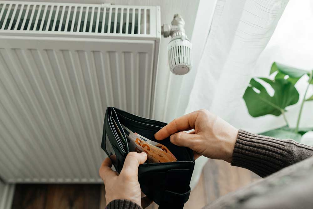 Jak v zimě správně větrat a ušetřit tisíce korun za energie?